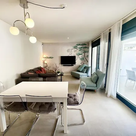 A505 Modern With Private Terraces Apartmán