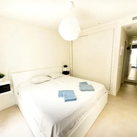 A505 Modern With Private Terraces Apartmán