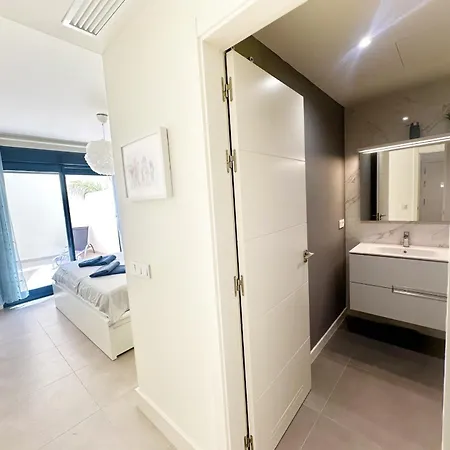 A505 Modern With Private Terraces Apartmán Nerja